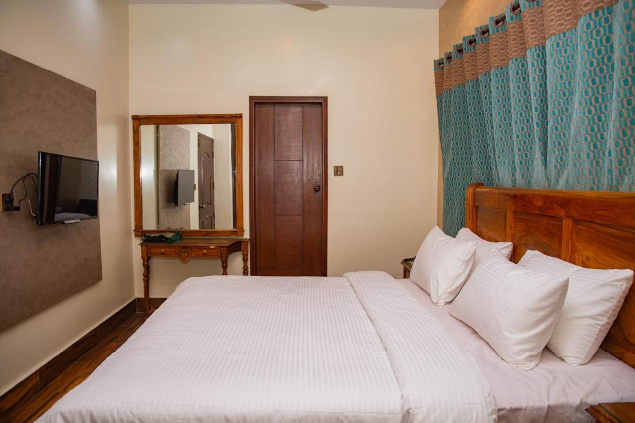 Elet Business Hotel Karachi Extérieur photo