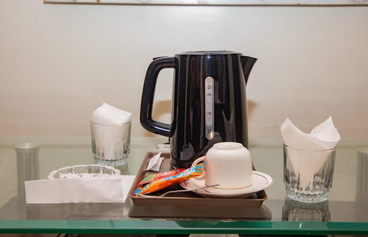 Elet Business Hotel Karachi Extérieur photo