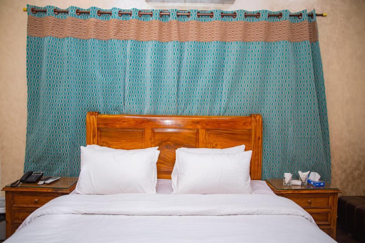 Elet Business Hotel Karachi Extérieur photo