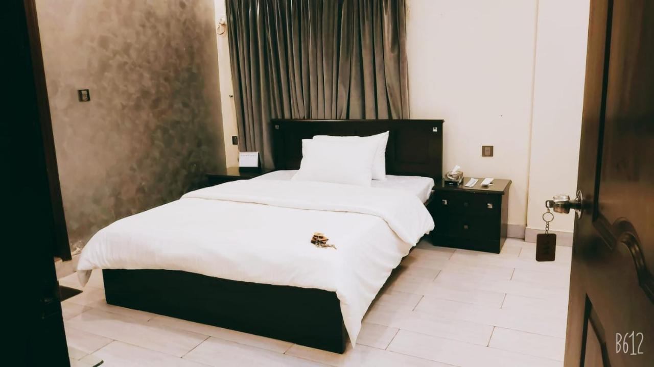 Elet Business Hotel Karachi Extérieur photo