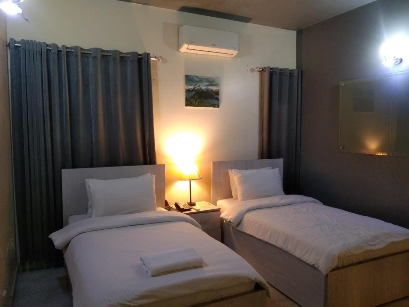 Elet Business Hotel Karachi Extérieur photo