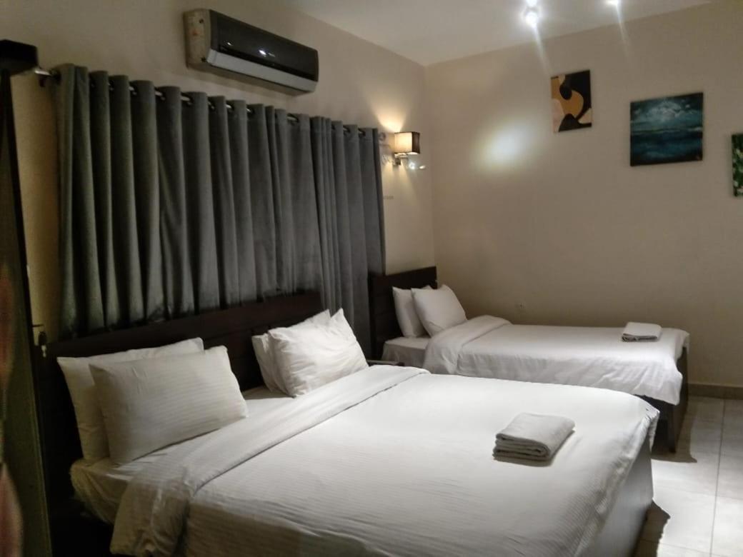 Elet Business Hotel Karachi Extérieur photo